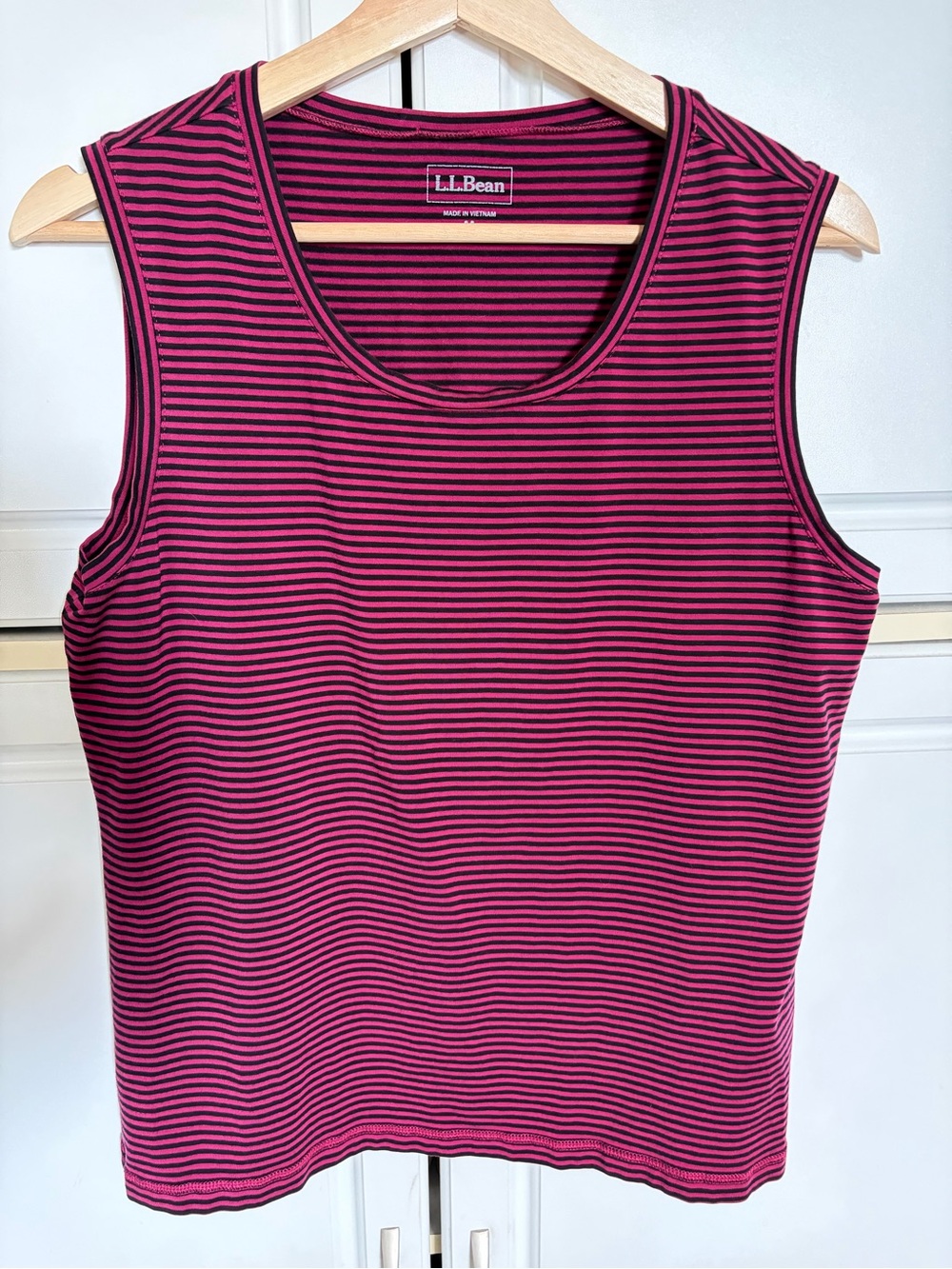 L.L. Bean Women's Fuscia and Black Striped Sleeveless Tank Top